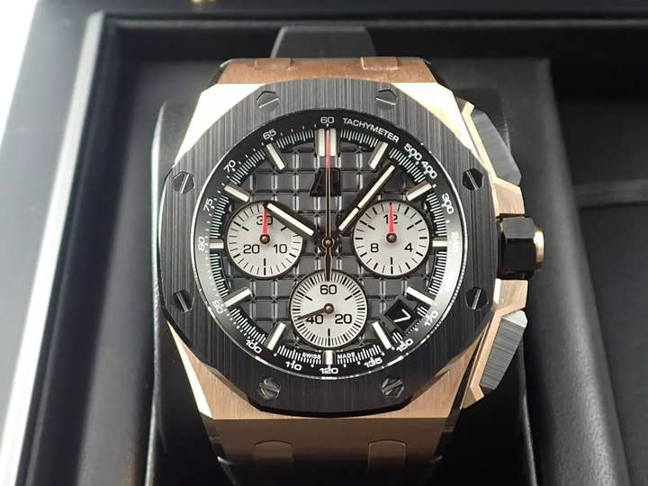 Audemars Piguet Royal Oak Offshore Chronograph <Warranty, Box, etc.>