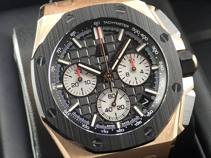 Audemars Piguet Royal Oak Offshore Chronograph <Warranty, Box, etc.>