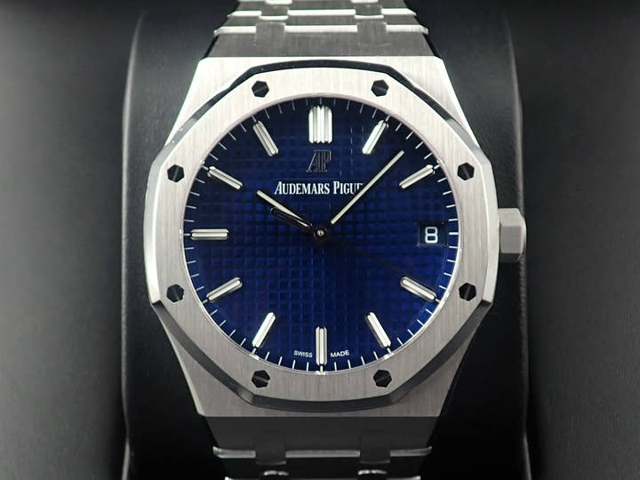 オーデマピゲ ロイヤルオーク Ref.15503BC.OO.1220BC.01 ホワイトゴールド ブルー文字盤