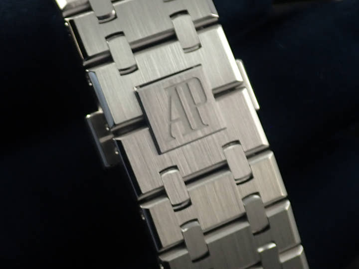 オーデマピゲ ロイヤルオーク Ref.15503BC.OO.1220BC.01 ホワイトゴールド ブルー文字盤