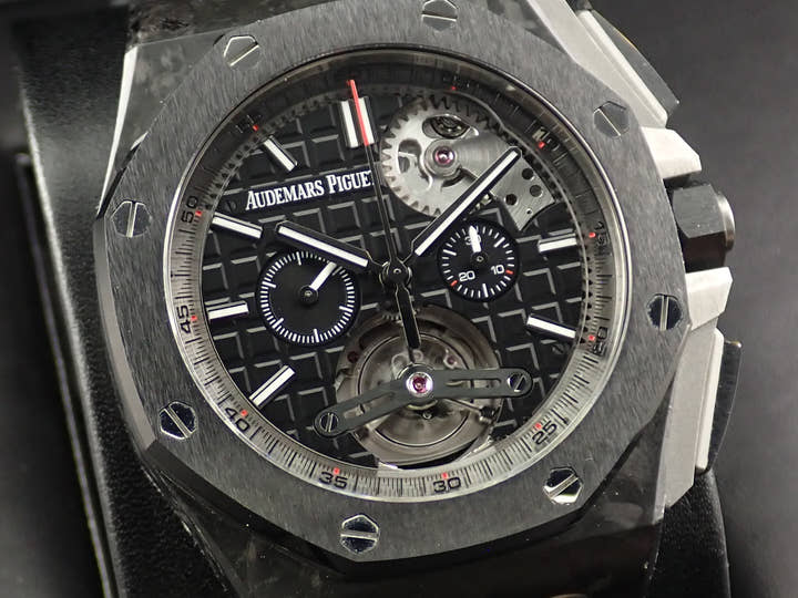 オーデマピゲ ロイヤルオーク オフショア トゥールビヨン クロノグラフ Ref.26550AU.OO.A002CA.01 カーボン ブラック文字盤