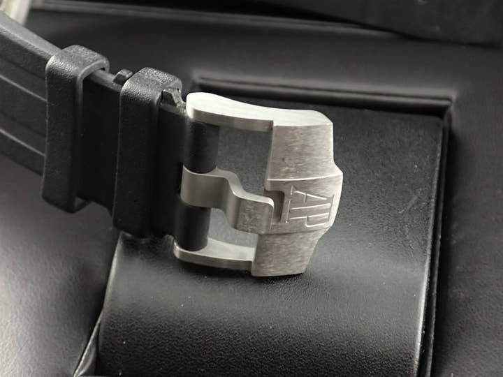 オーデマピゲ ロイヤルオーク オフショア トゥールビヨン クロノグラフ Ref.26550AU.OO.A002CA.01 カーボン ブラック文字盤