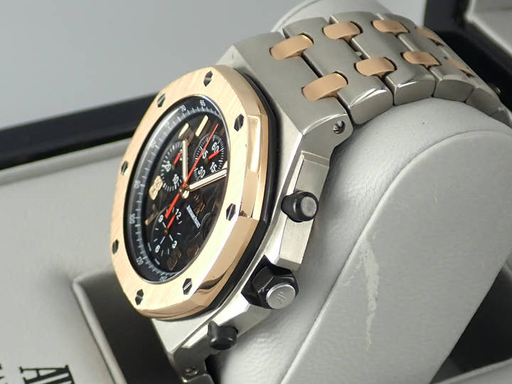 オーデマピゲ ロイヤルオーク オフショア クロノグラフ Ref.26079IR.OO.1000IR.01 チタン/ピンクゴールド ブラック文字盤