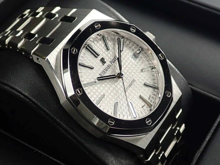 オーデマピゲ ロイヤルオーク QEIIカップ2017 Ref.15403IP.OO.1220IP.01 チタン グレー文字盤