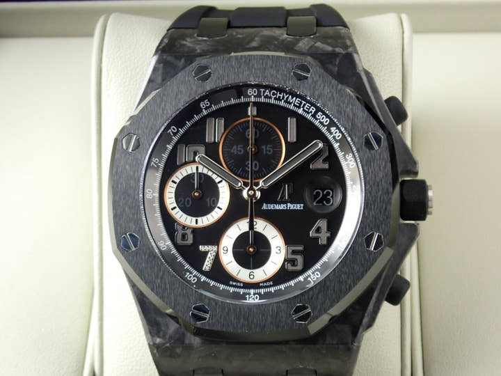 オーデマピゲ ロイヤルオーク オフショア GINZA7 Ref.26205AU.OO.D002CR.01 カーボン ブラック文字盤