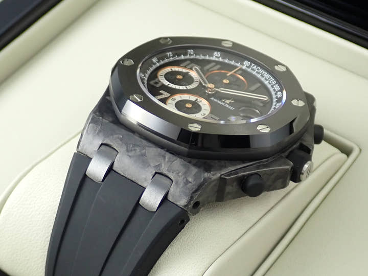 オーデマピゲ ロイヤルオーク オフショア GINZA7 Ref.26205AU.OO.D002CR.01 カーボン ブラック文字盤