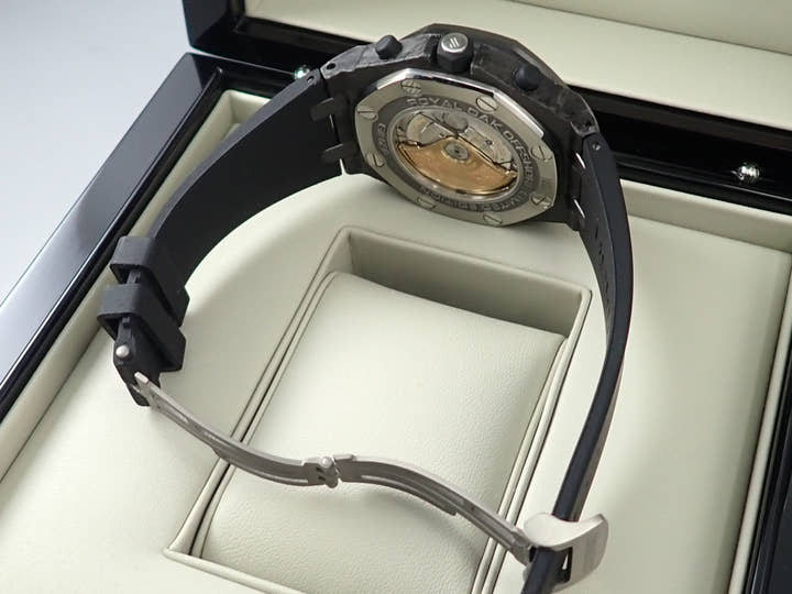 オーデマピゲ ロイヤルオーク オフショア GINZA7 Ref.26205AU.OO.D002CR.01 カーボン ブラック文字盤