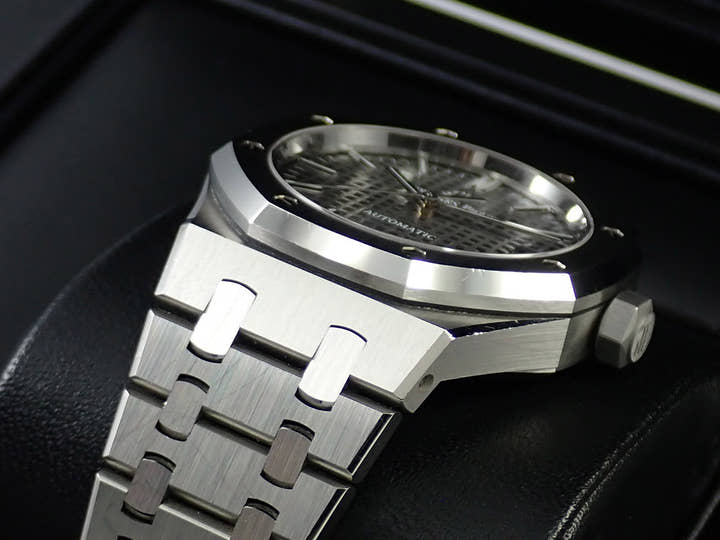 オーデマピゲ ロイヤルオーク Ref.15450ST.OO.1256ST.02 ステンレススチール グレー文字盤