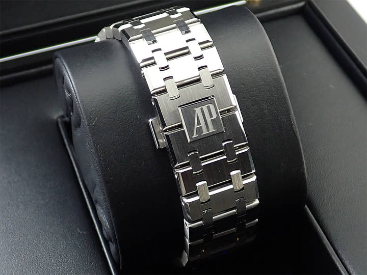 オーデマピゲ ロイヤルオーク Ref.15500ST.OO.1220ST.03 ステンレススチール ブラック文字盤