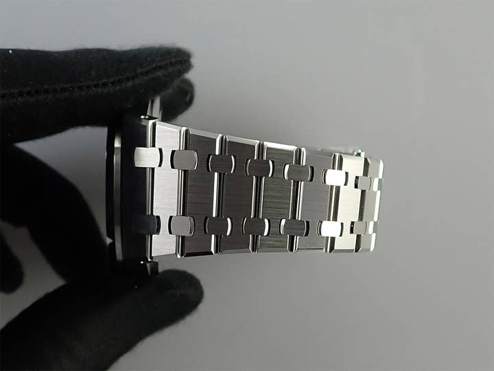 オーデマピゲ ロイヤルオーク Ref.15500ST.OO.1220ST.03 ステンレススチール ブラック文字盤