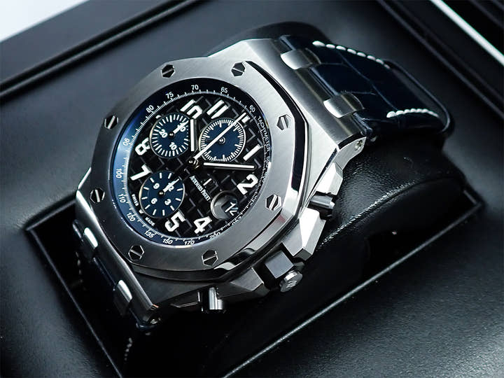Audemars Piguet Royal Oak Offshore Chronograph <Warranty, Box, etc.>