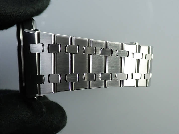 オーデマピゲ ロイヤルオーク トゥールビヨン エクストラ シン Ref.26512ST.OO.1220ST.01 ステンレススチール ブラック文字盤