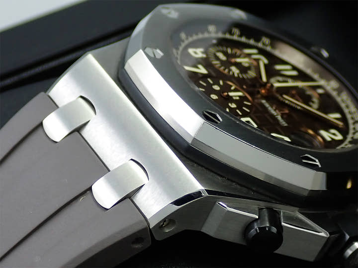 Audemars Piguet Royal Oak Offshore Chronograph <Warranty, Box, etc.>