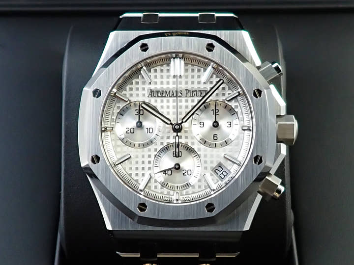 オーデマピゲ ロイヤルオーク クロノグラフ 50周年記念 Ref.26240ST.OO.1320ST.03 ステンレススチール シルバー文字盤