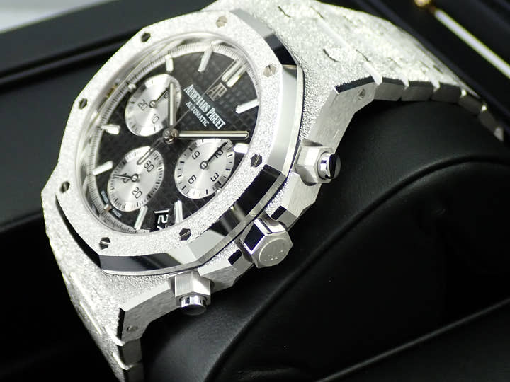 Audemars Piguet Royal Oak Frosted Gold Chronograph Ref. 26239BC.GG.1224BC.02 White Gold Black Dial