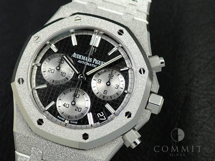 Audemars Piguet Royal Oak Frosted Gold Chronograph Ref. 26239BC.GG.1224BC.02 White Gold Black Dial