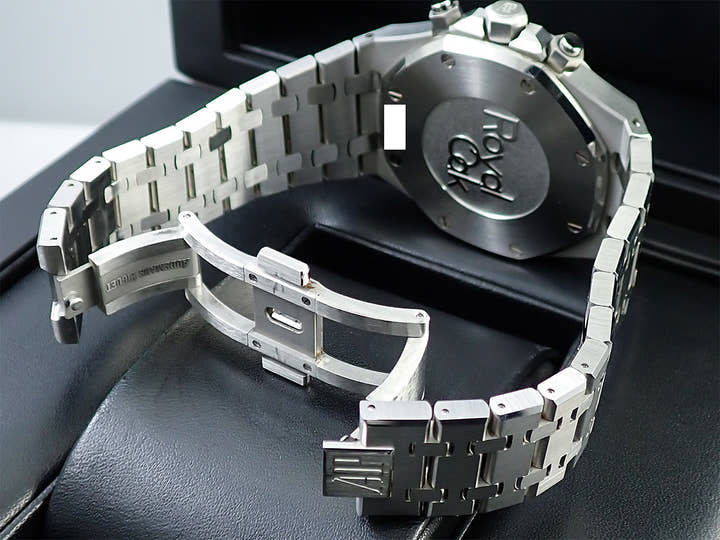 オーデマピゲ ロイヤルオーク クロノグラフ Ref.26331ST.OO.1220ST.03 ステンレススチール シルバー文字盤