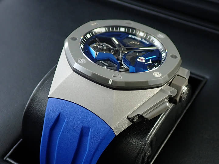 オーデマピゲ ロイヤルオーク コンセプト フライング トゥールビヨン GMT Ref.26589IO.OO.D030CA.01 チタン ブルー文字盤