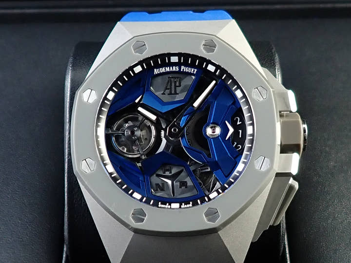 オーデマピゲ ロイヤルオーク コンセプト フライング トゥールビヨン GMT Ref.26589IO.OO.D030CA.01 チタン ブルー文字盤