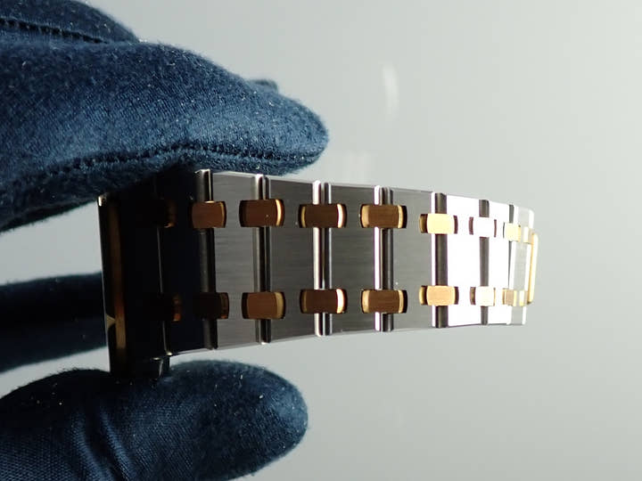 オーデマピゲ ロイヤルオーク Ref.14790SA.O.0789SA.04 ステンレススチール/イエローゴールド シャンパン文字盤