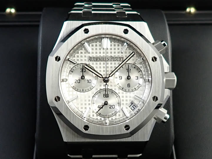 オーデマピゲ ロイヤルオーク クロノグラフ 50周年記念 Ref.26240ST.OO.1320ST.03 ステンレススチール シルバー文字盤
