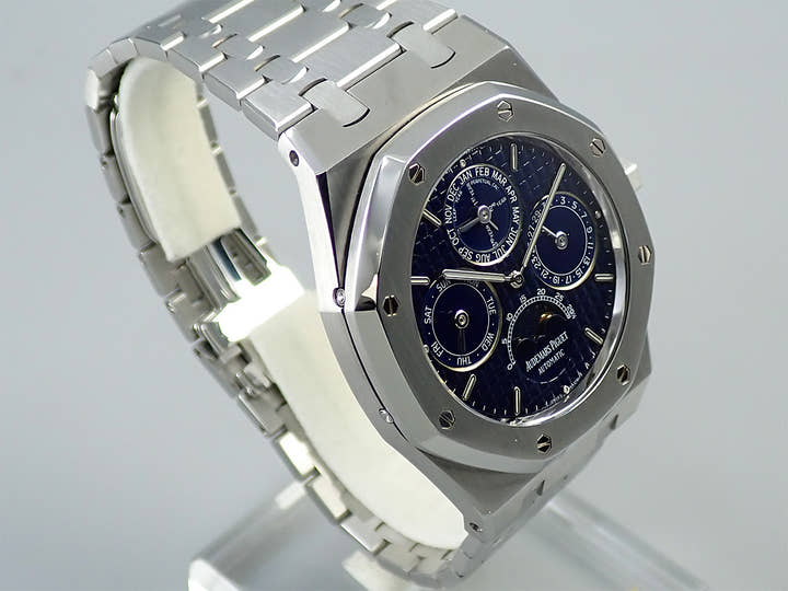 オーデマピゲ ロイヤルオーク パーペチュアルカレンダー Ref.25820ST.OO.0944ST.05 ステンレススチール ブルー文字盤