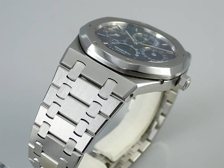オーデマピゲ ロイヤルオーク パーペチュアルカレンダー Ref.25820ST.OO.0944ST.05 ステンレススチール ブルー文字盤