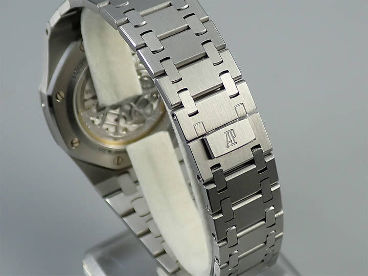 オーデマピゲ ロイヤルオーク パーペチュアルカレンダー Ref.25820ST.OO.0944ST.05 ステンレススチール ブルー文字盤