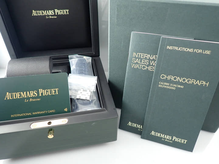 オーデマピゲ ロイヤルオーク オフショア クロノグラフ Ref.26470PT.OO.1000PT.02 プラチナ スモークブルー文字盤