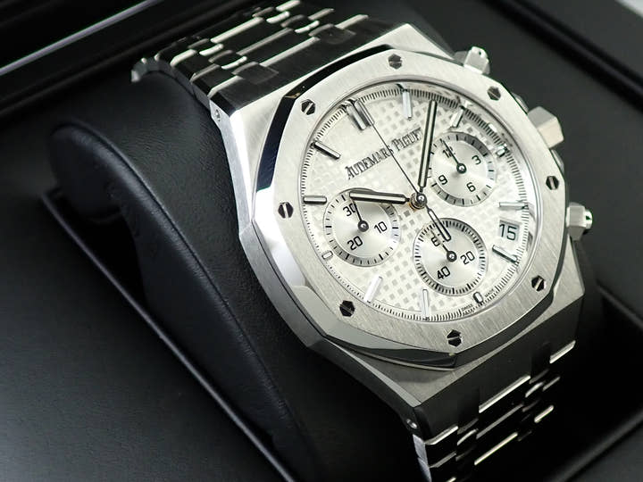 オーデマピゲ ロイヤルオーク クロノグラフ 50周年記念 Ref.26240ST.OO.1320ST.03 ステンレススチール シルバー文字盤