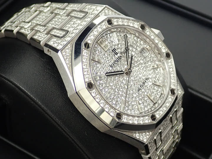 オーデマピゲ ロイヤルオーク Ref.15452BC.ZZ.1258BC.01 ホワイトゴールド ダイヤモンド & 18KWG文字盤
