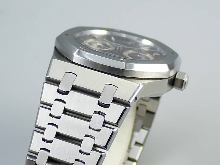 オーデマピゲ ロイヤルオーク デイデイト Ref.26330ST.OO.1220ST.01 ステンレススチール ブラック文字盤
