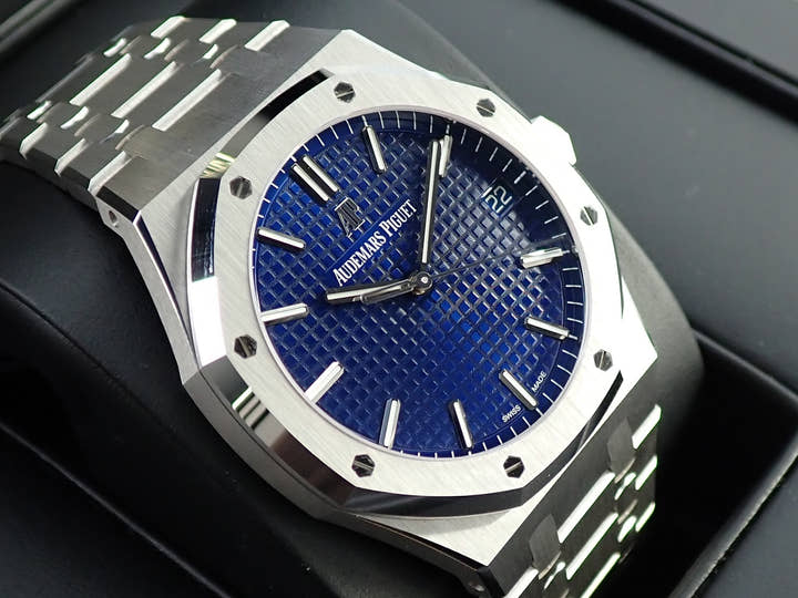 オーデマピゲ ロイヤルオーク Ref.15503BC.OO.1220BC.01 ホワイトゴールド ブルー文字盤
