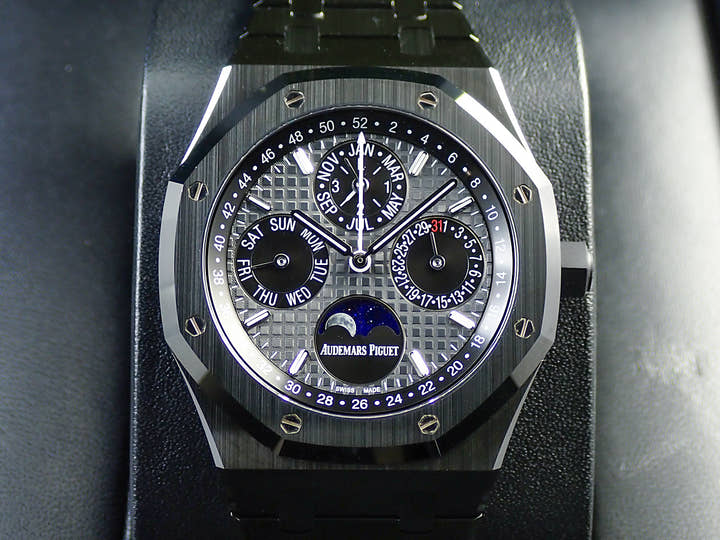 オーデマピゲ ロイヤルオーク パーペチュアルカレンダー Ref.26579CE.OO.1225CE.01 セラミック スレートグレー文字盤