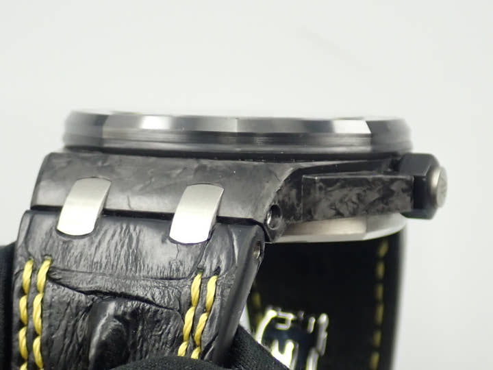 オーデマピゲ ロイヤルオーク オフショア ダイバー Ref.15706AU.OO.A002CA.01 カーボン ブラック文字盤