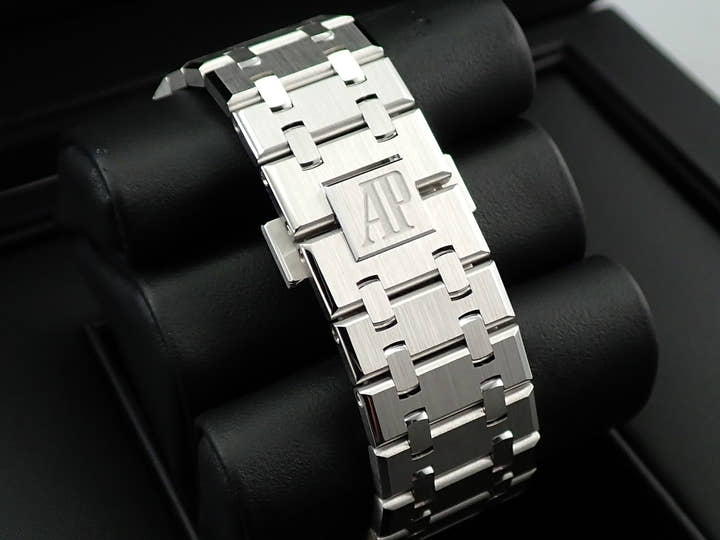 オーデマピゲ ロイヤルオーク Ref.15503BC.OO.1220BC.01 ホワイトゴールド ブルー文字盤