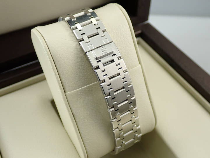 オーデマピゲ ロイヤルオーク デイデイト ムーンフェイズ Ref.25594ST.OO.0789ST.03 ステンレススチール ブルー文字盤