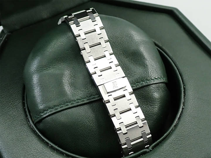 オーデマピゲ ロイヤルオーク クォーツ Ref.56175SP/O/0789ST/01 ステンレススチール/プラチナ ブラック文字盤