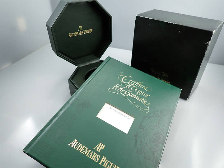 オーデマピゲ ロイヤルオーク クォーツ Ref.56175SP/O/0789ST/01 ステンレススチール/プラチナ ブラック文字盤