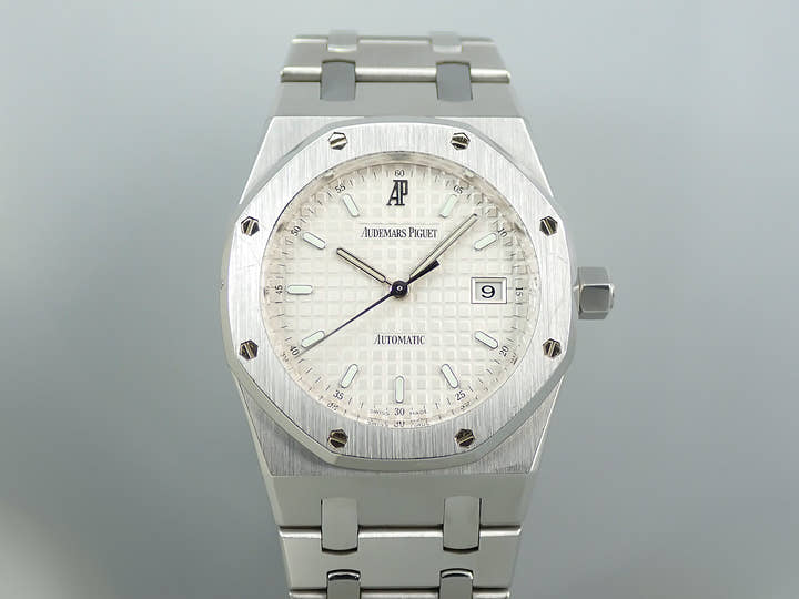 オーデマピゲ ロイヤルオーク Ref.15000ST.OO.0789ST.07 ステンレススチール ホワイト文字盤