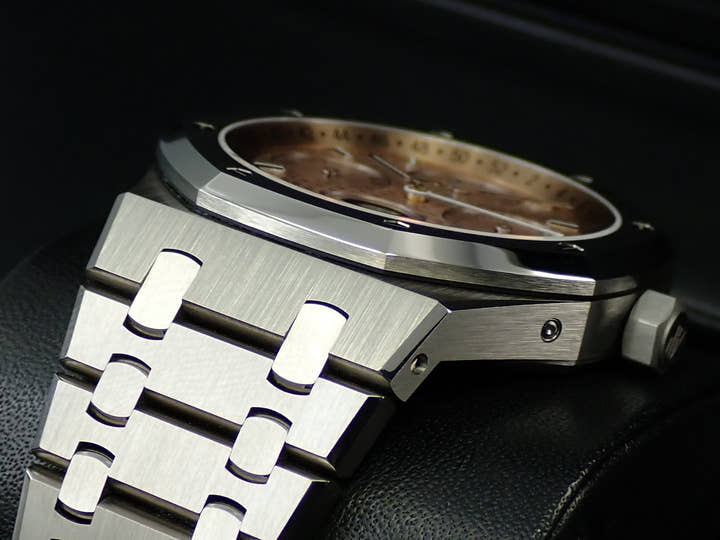 オーデマピゲ ロイヤルオーク パーペチュアルカレンダー Ref.26615TI.OO.1220TI.01 チタン サーモン文字盤