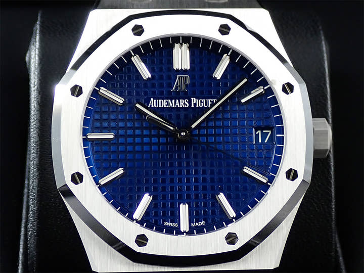 オーデマピゲ ロイヤルオーク Ref.15503BC.OO.1220BC.01 ホワイトゴールド ブルー文字盤