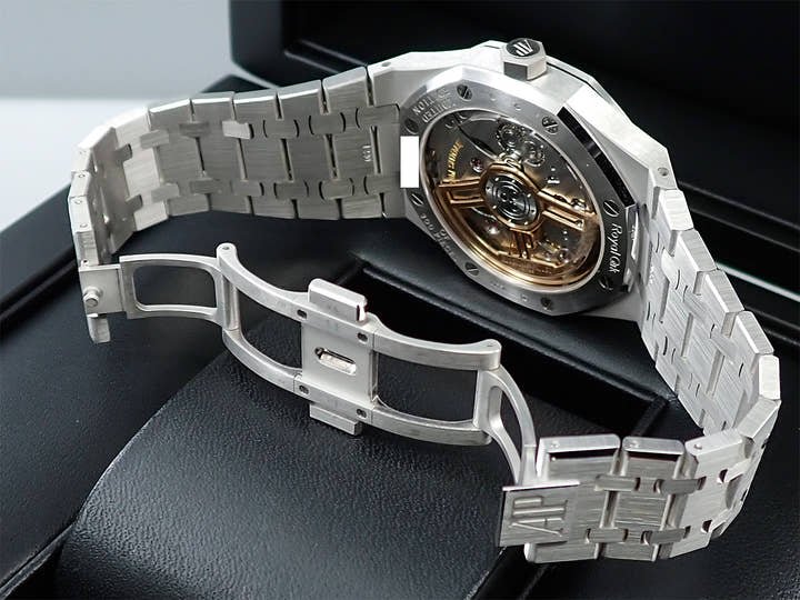 オーデマピゲ ロイヤルオーク Ref.15503BC.OO.1220BC.01 ホワイトゴールド ブルー文字盤