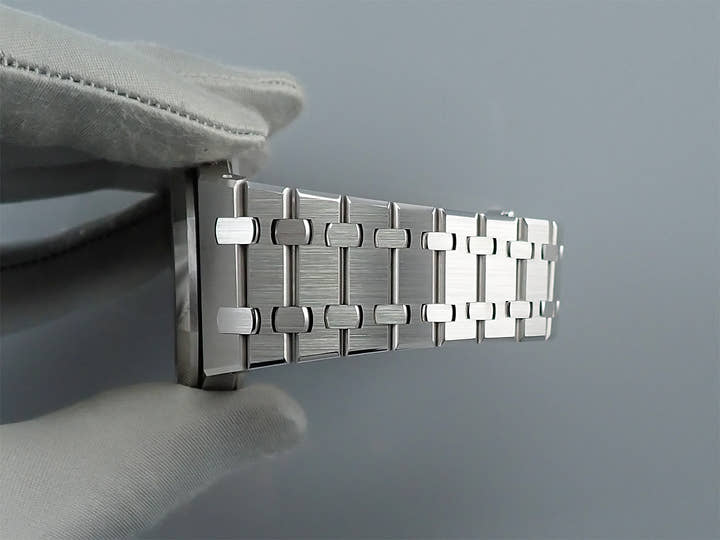 オーデマピゲ ロイヤルオーク Ref.15503BC.OO.1220BC.01 ホワイトゴールド ブルー文字盤