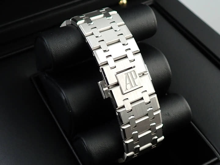 オーデマピゲ ロイヤルオーク Ref.15503BC.OO.1220BC.01 ホワイトゴールド ブルー文字盤