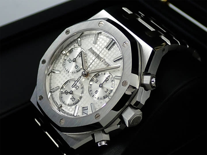 オーデマピゲ ロイヤルオーク クロノグラフ 50周年記念 Ref.26240ST.OO.1320ST.03 ステンレススチール シルバー文字盤