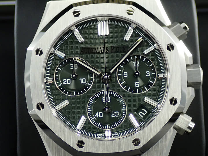 オーデマピゲ ロイヤルオーク クロノグラフ 50周年記念 Ref.26240ST.OO.1320ST.04 ステンレススチール カーキグリーン文字盤