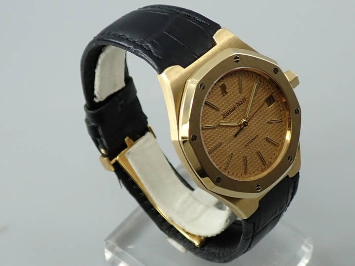 オーデマピゲ ロイヤルオーク Ref.14800BA.OO.D009XX.02 イエローゴールド サーモン文字盤