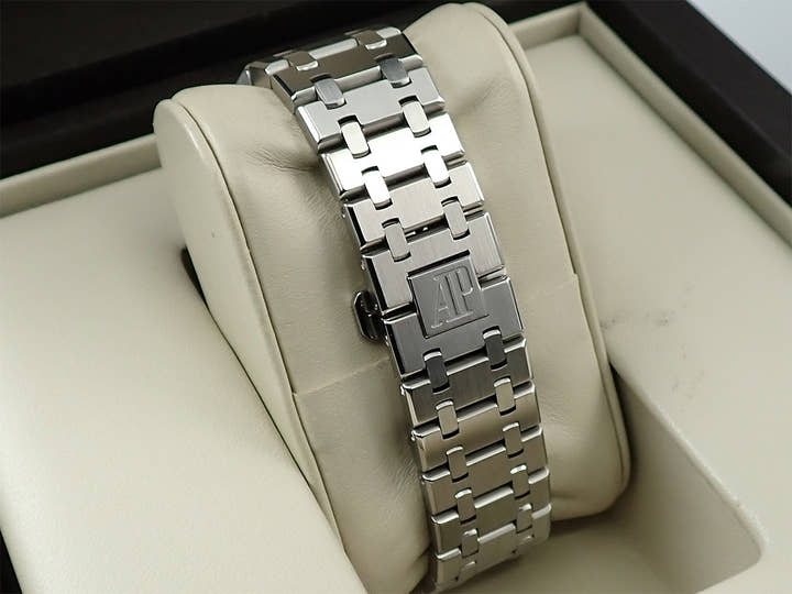 Audemars Piguet Royal Oak Ref. 15300ST.OO.1220ST.03 Stainless Steel Black Dial