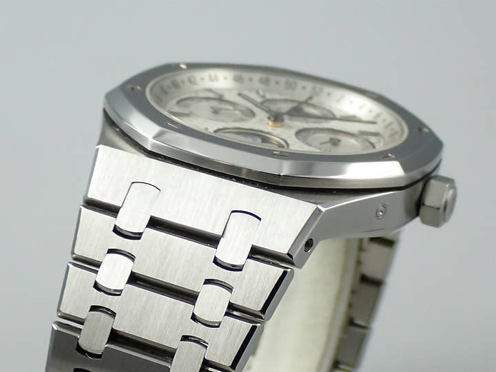 オーデマピゲ ロイヤルオーク パーペチュアルカレンダー Ref.26574ST.OO.1220ST.01 ステンレススチール シルバー文字盤